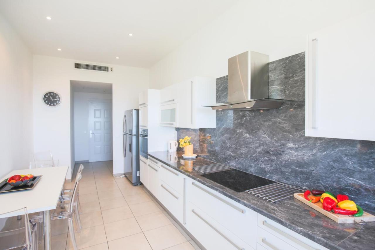 Vinaigrier Hills Vi3086 By Riviera Holiday Homes Niza Exterior foto